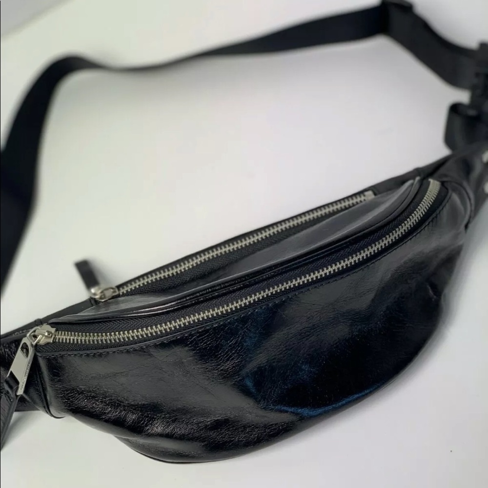 Treasure & Bond Black 100% Leather Fanny Pack